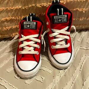 Boys Converse All Star Like New